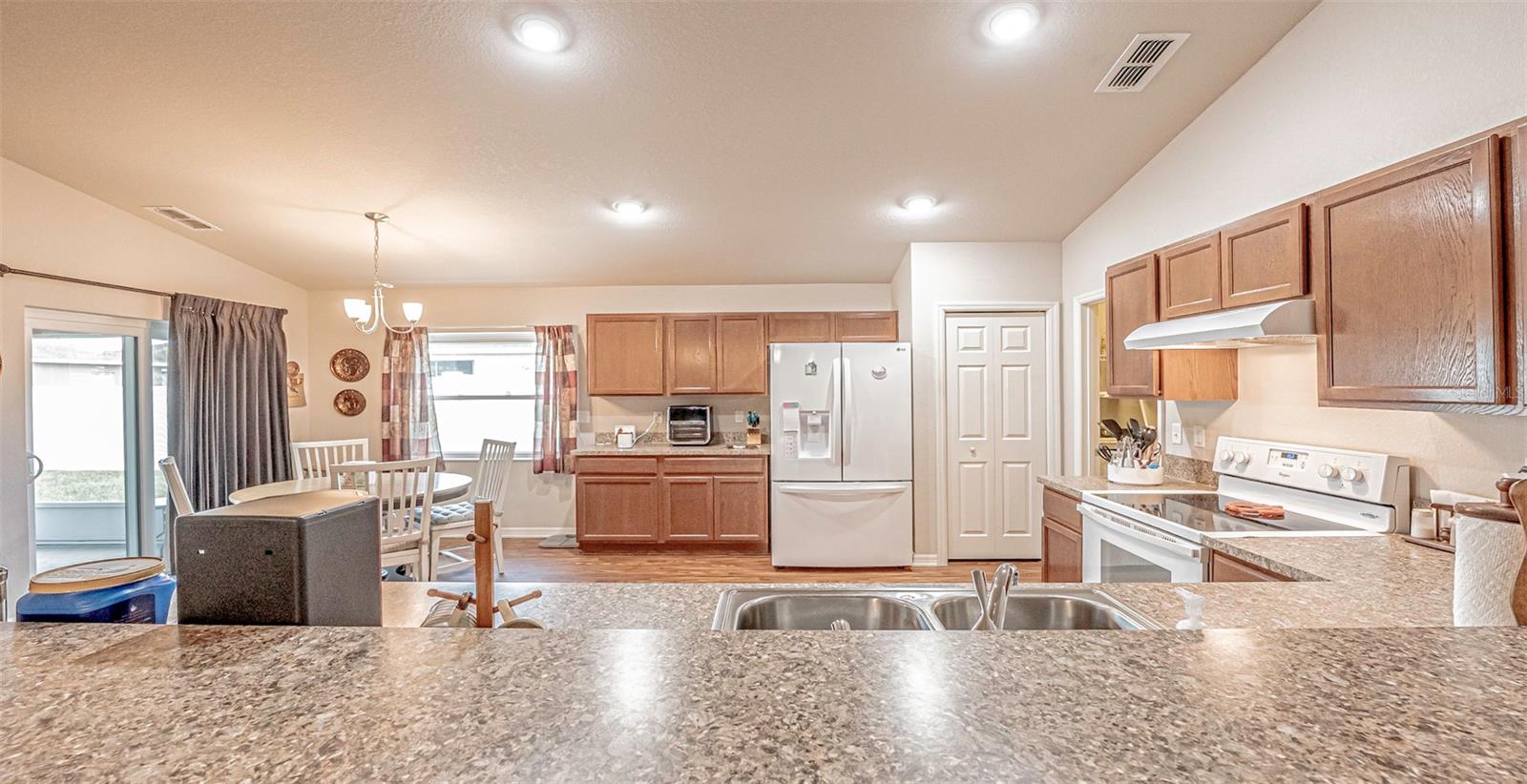 WIND MEADOWS - Residential