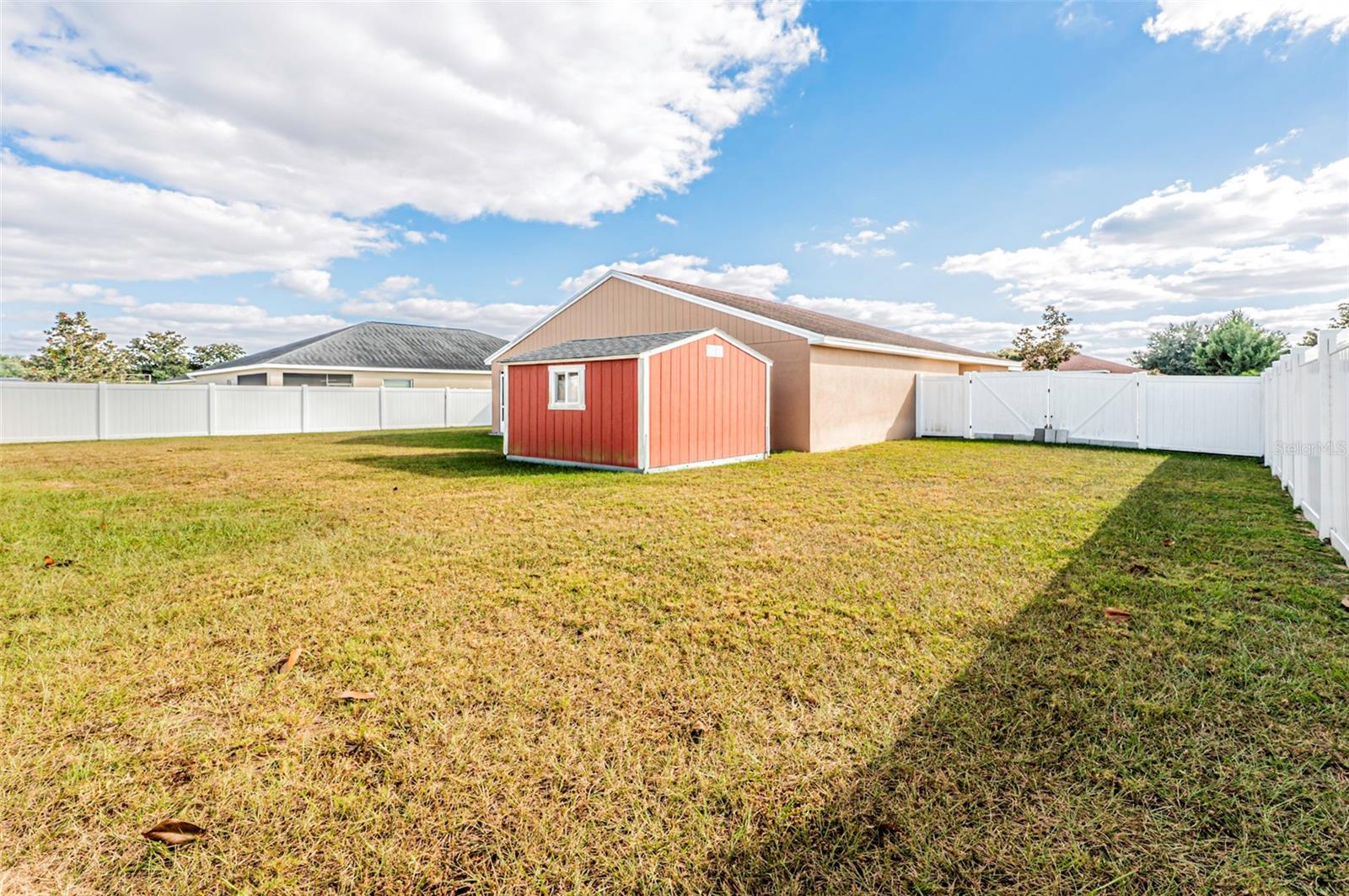 WIND MEADOWS - Residential