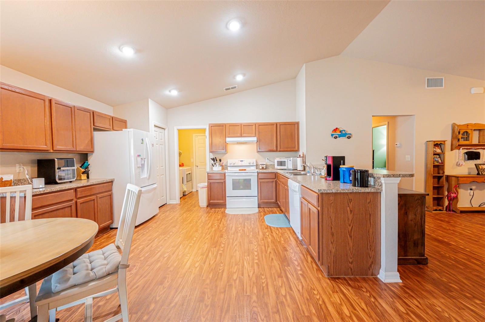 WIND MEADOWS - Residential