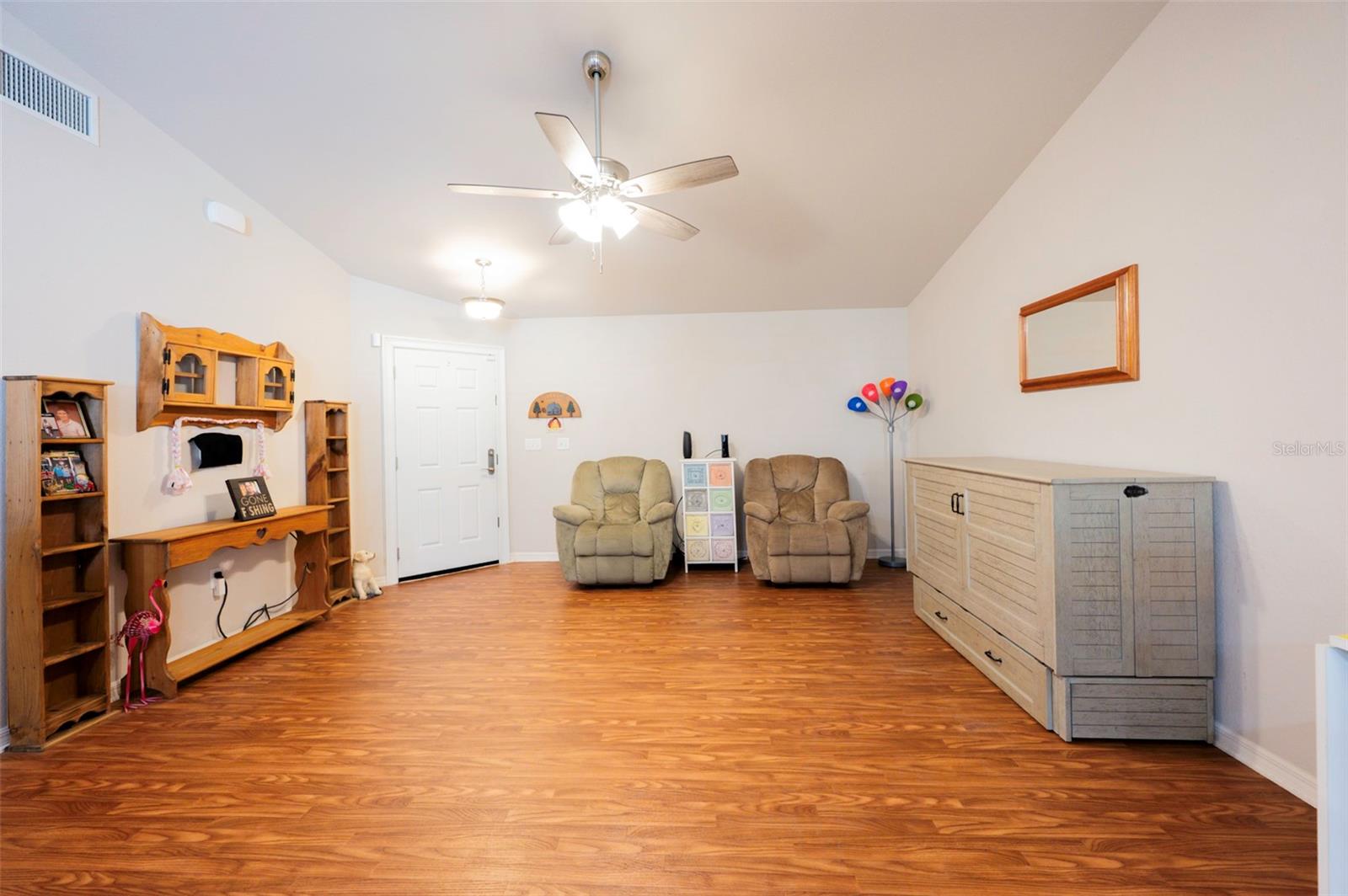 WIND MEADOWS - Residential