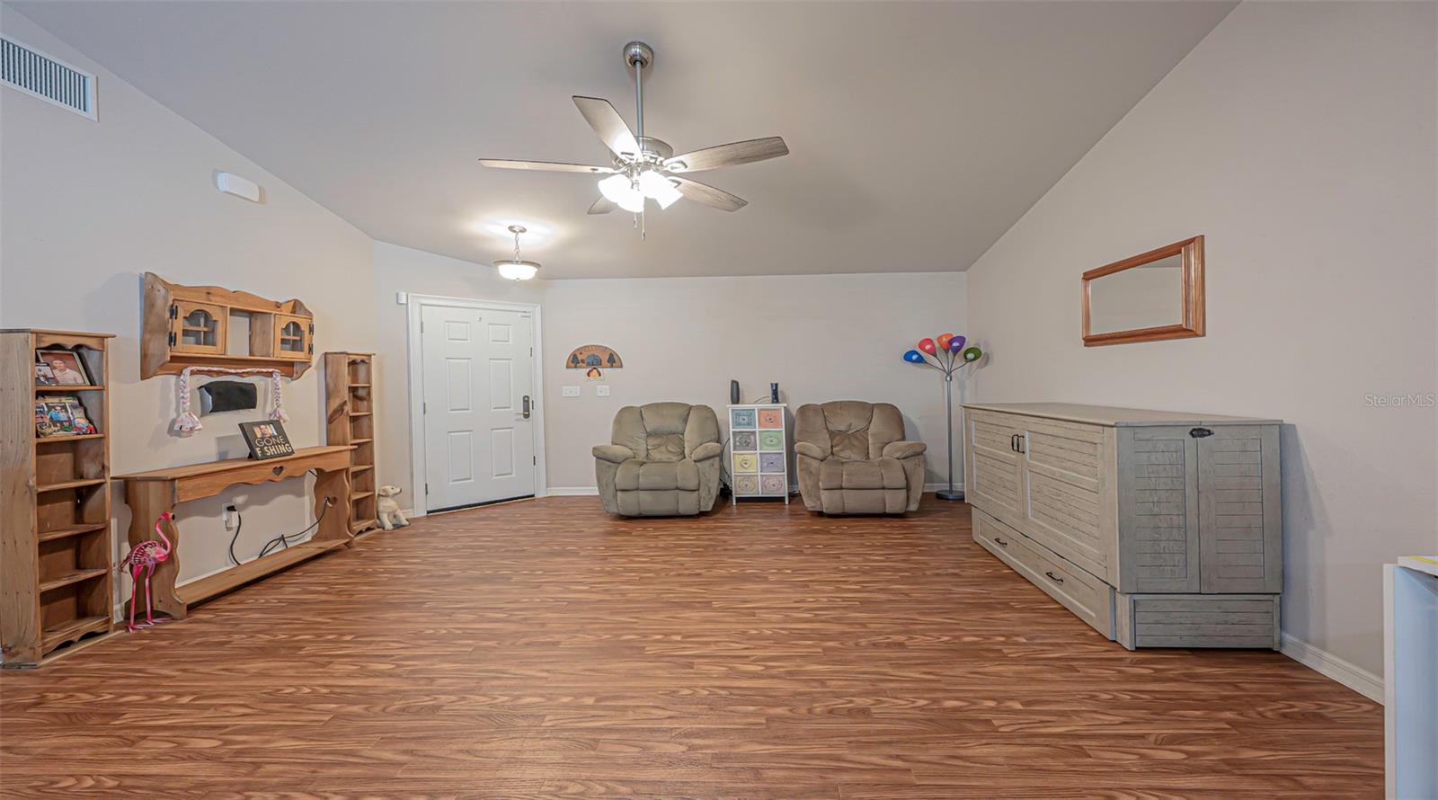 WIND MEADOWS - Residential