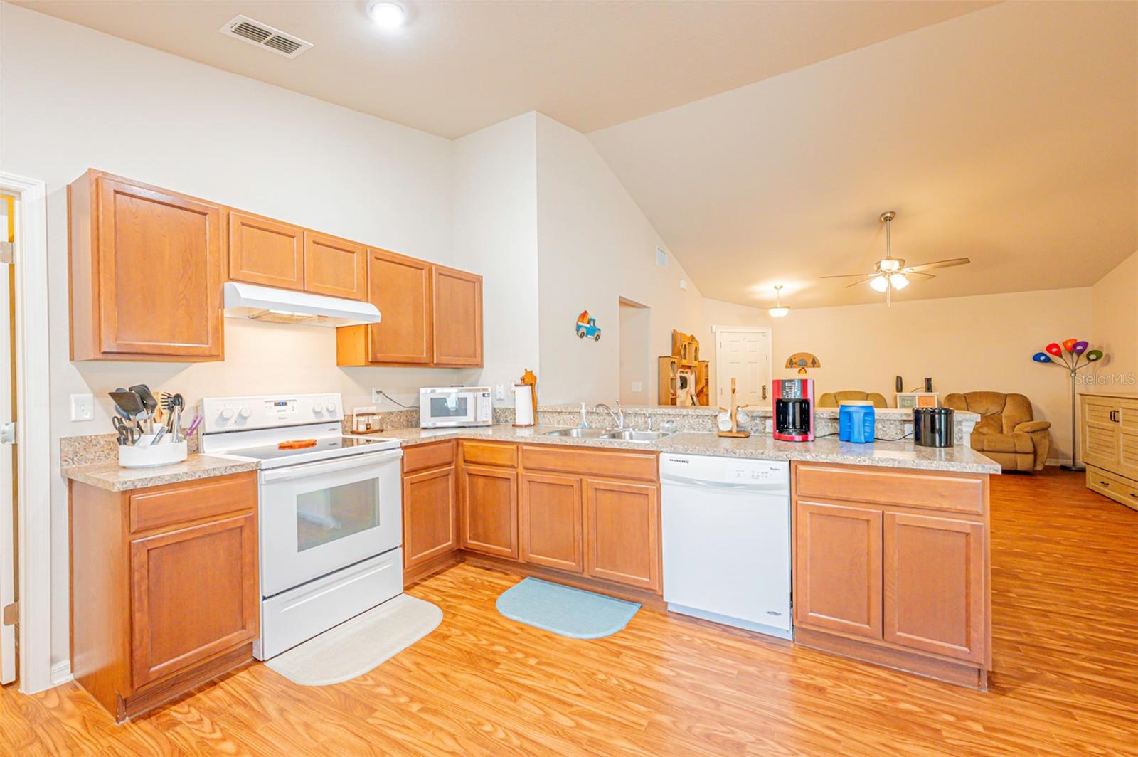 WIND MEADOWS - Residential