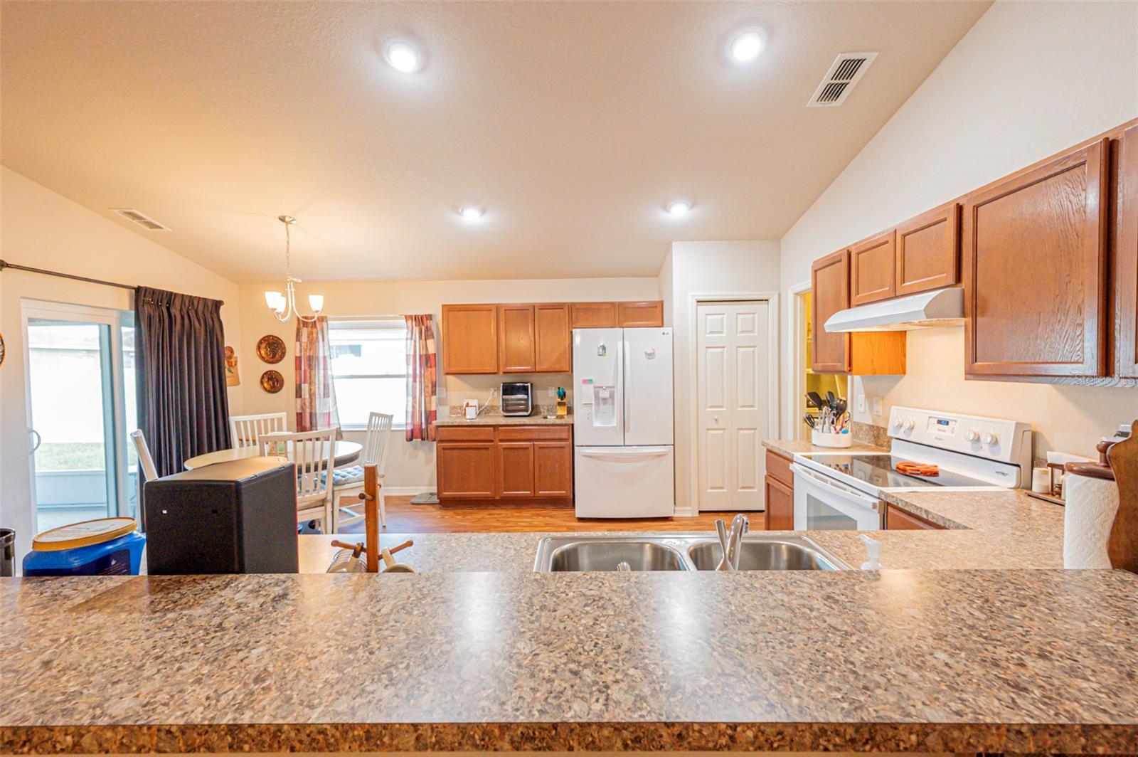 WIND MEADOWS - Residential