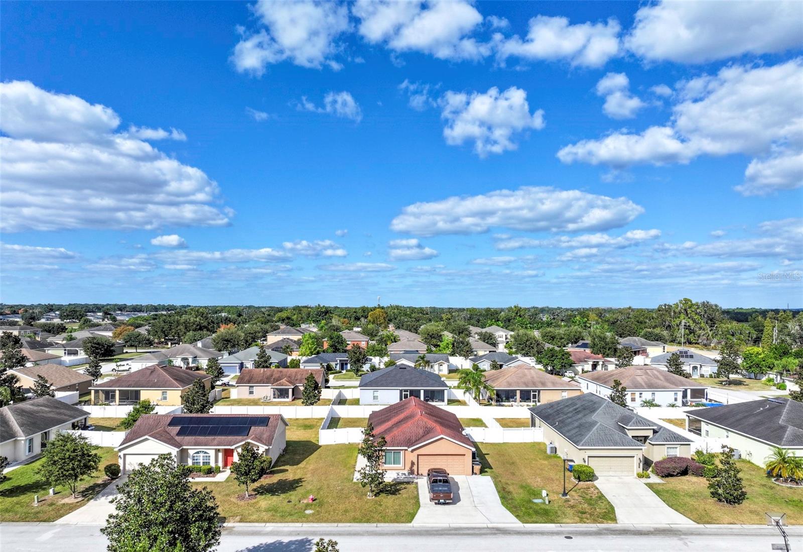 WIND MEADOWS - Residential