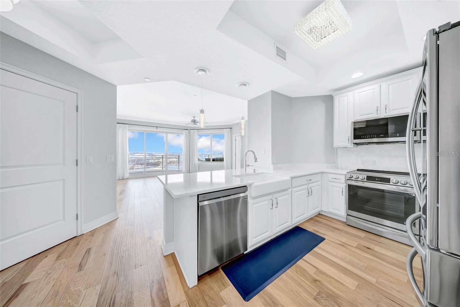 TOWERS OF CHANNELSIDE CONDOMIN - Residential