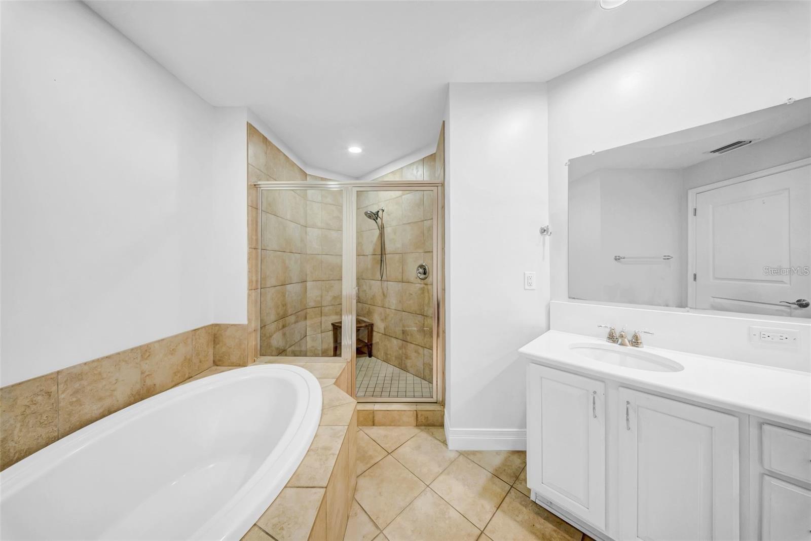 TOWERS OF CHANNELSIDE CONDOMIN - Residential