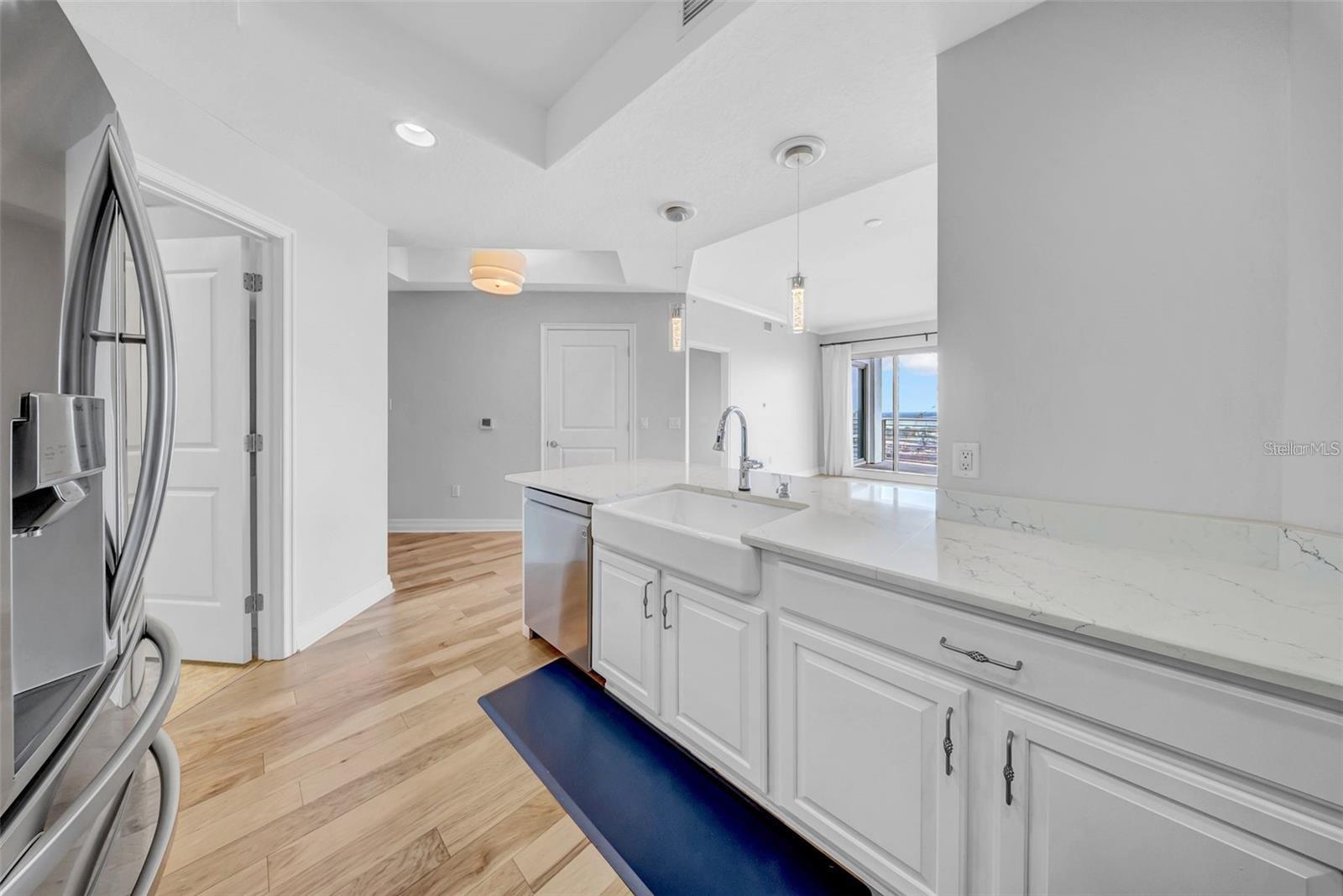 TOWERS OF CHANNELSIDE CONDOMIN - Residential