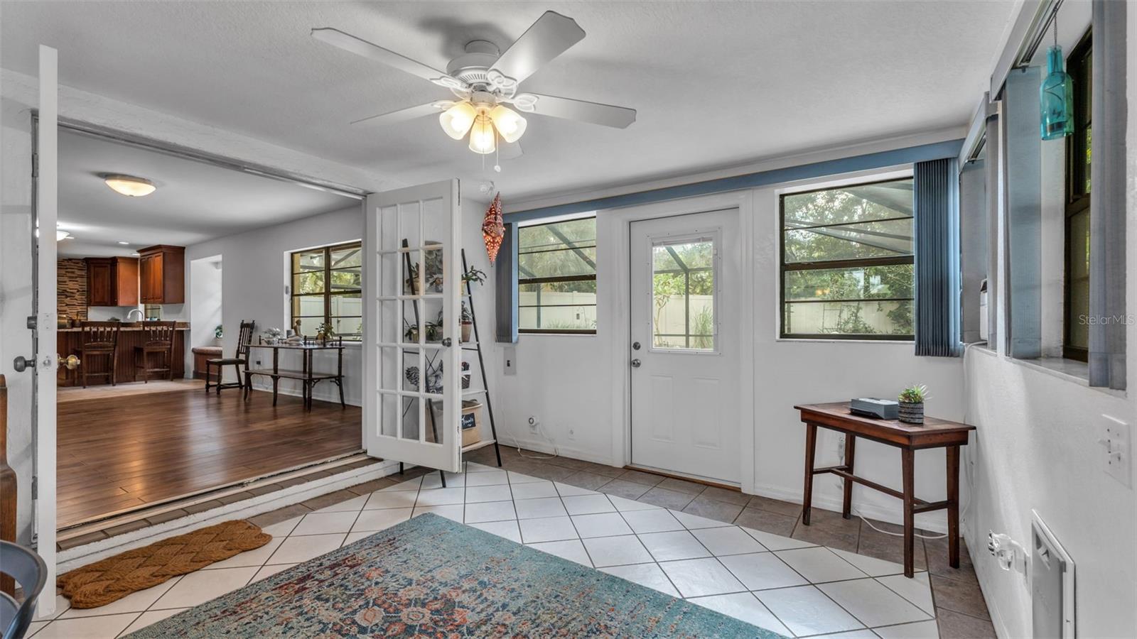 MEADOW VIEW ESTATES PB 68 PG 48 - Residential