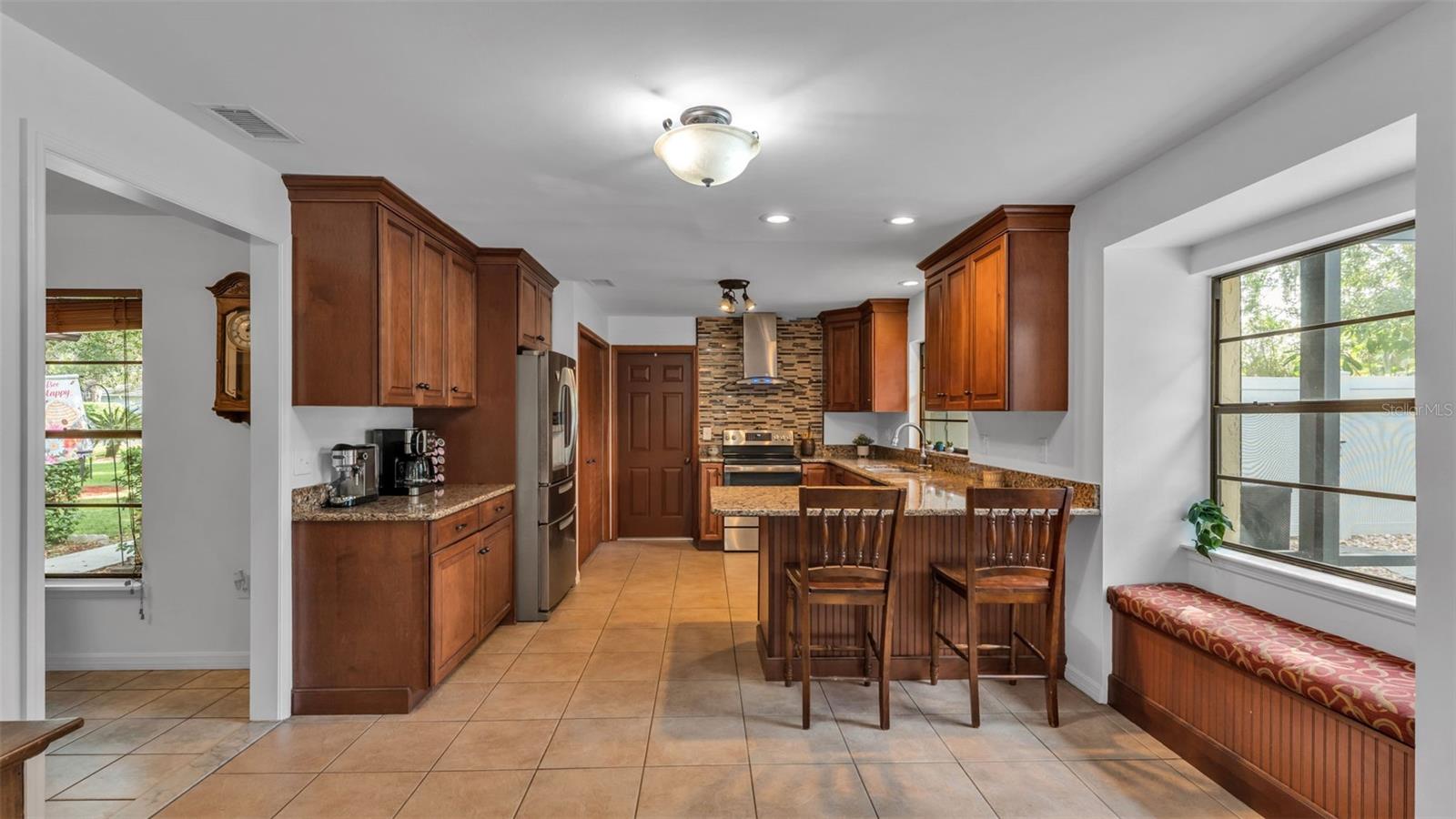 MEADOW VIEW ESTATES PB 68 PG 48 - Residential