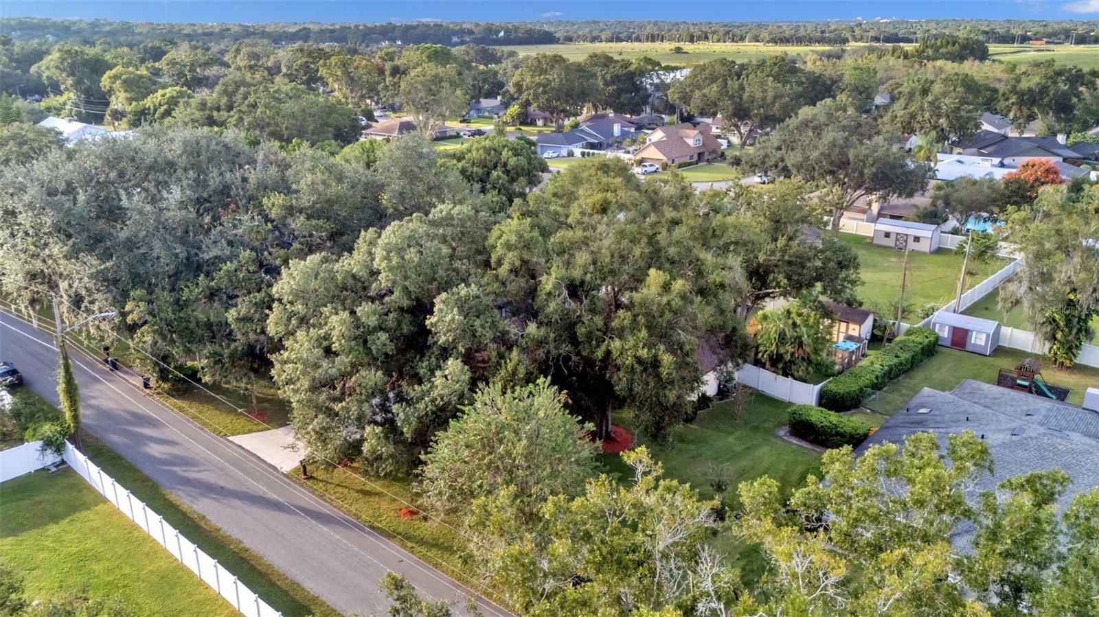 MEADOW VIEW ESTATES PB 68 PG 48 - Residential