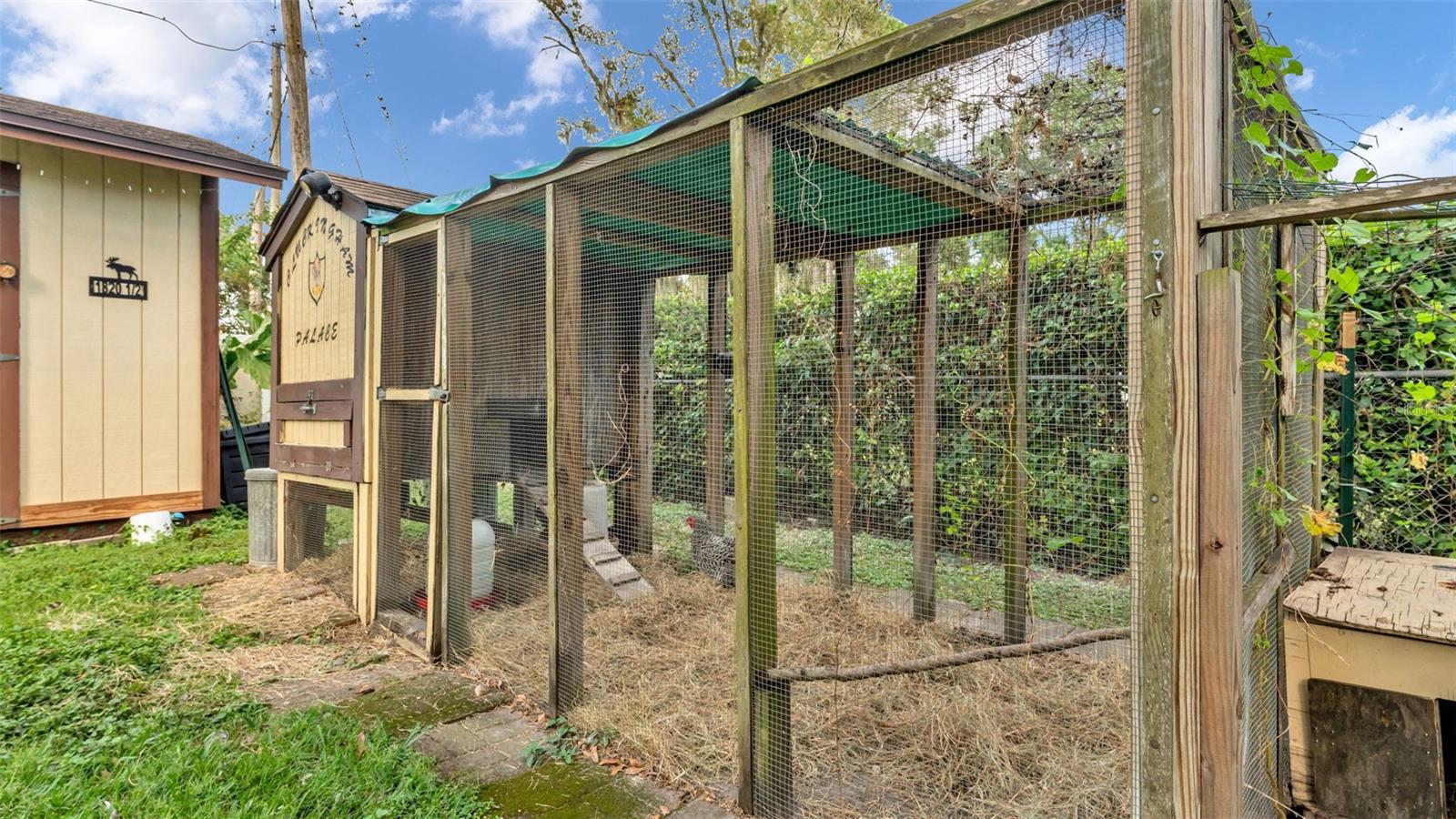 MEADOW VIEW ESTATES PB 68 PG 48 - Residential