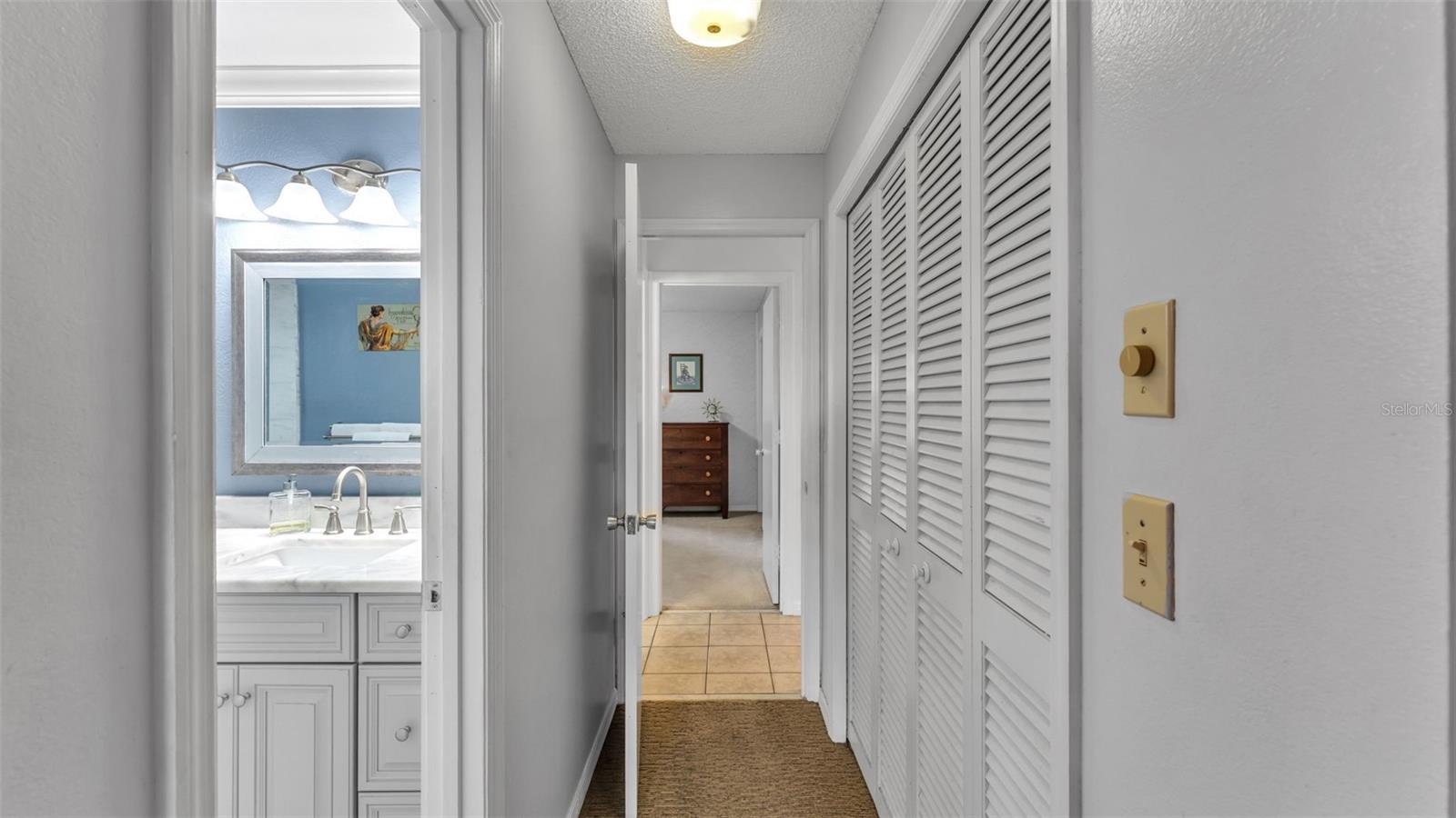 MEADOW VIEW ESTATES PB 68 PG 48 - Residential