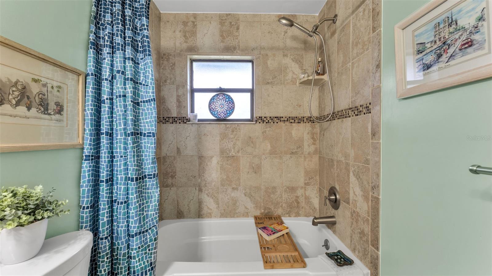 MEADOW VIEW ESTATES PB 68 PG 48 - Residential