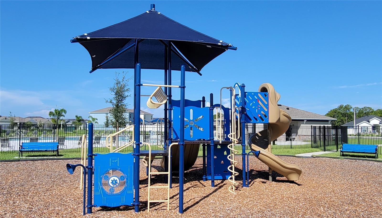 ASTONIA NORTH - Residential Lease