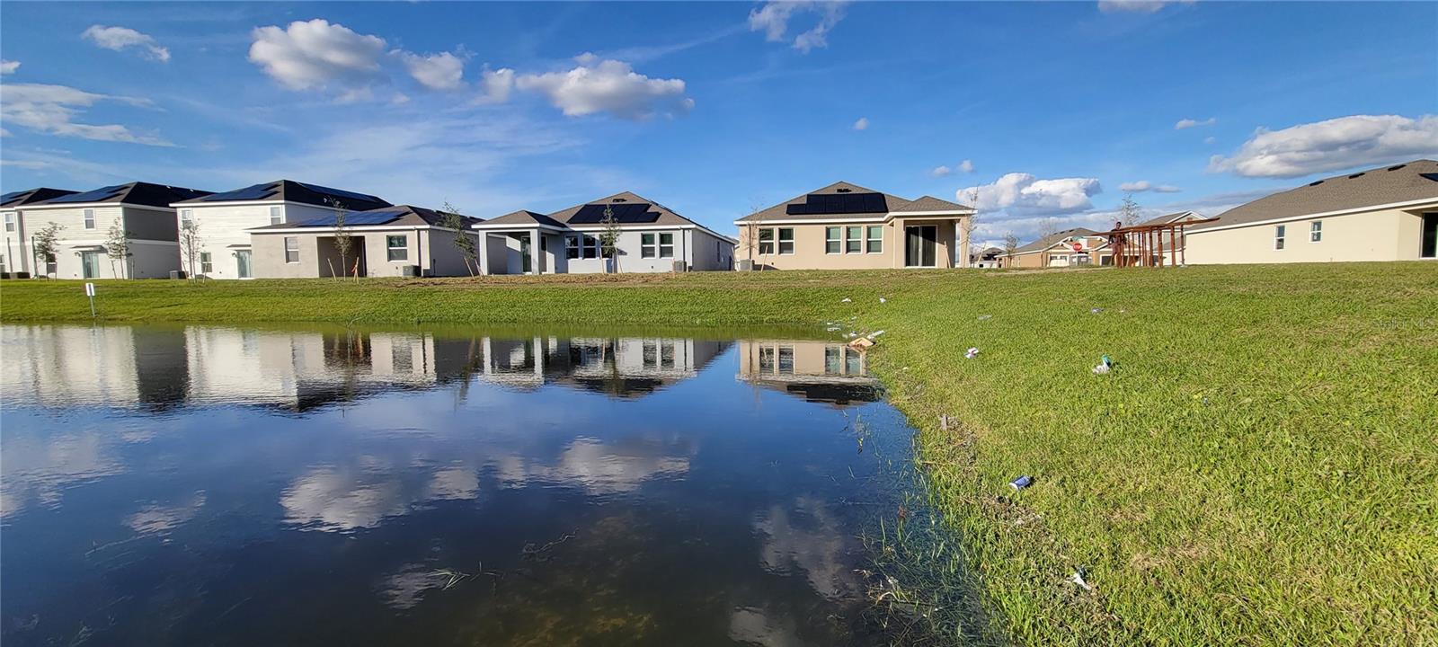 ASTONIA NORTH - Residential Lease