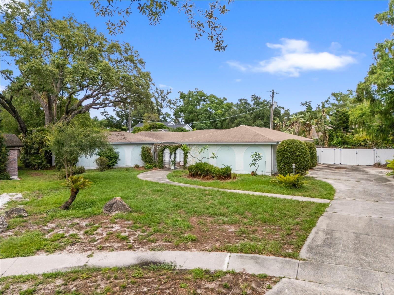 10309 RECLINATA LANE