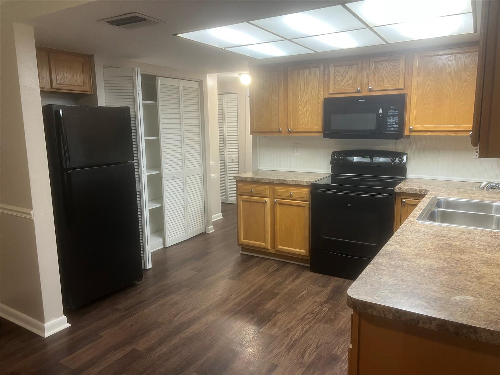 MAGNOLIA VALLEY NO 3 PB 9 PGS - Residential