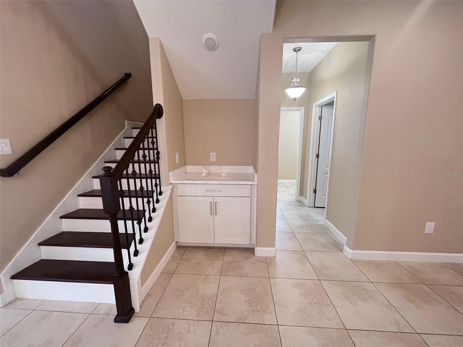 SIGNATURE LAKES PH 3B-4, 3B-5 & - Residential Lease