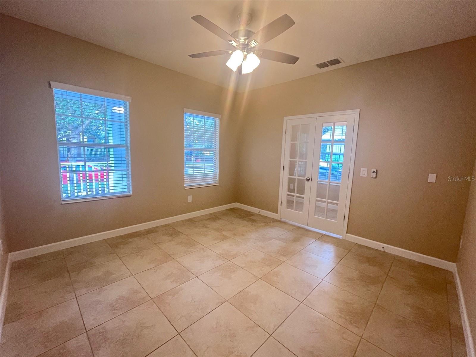 SIGNATURE LAKES PH 3B-4, 3B-5 & - Residential Lease