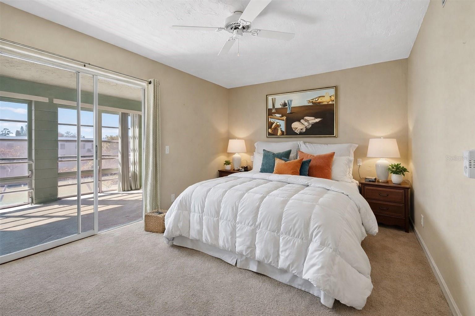 ON TOP OF THE WORLD - Residential