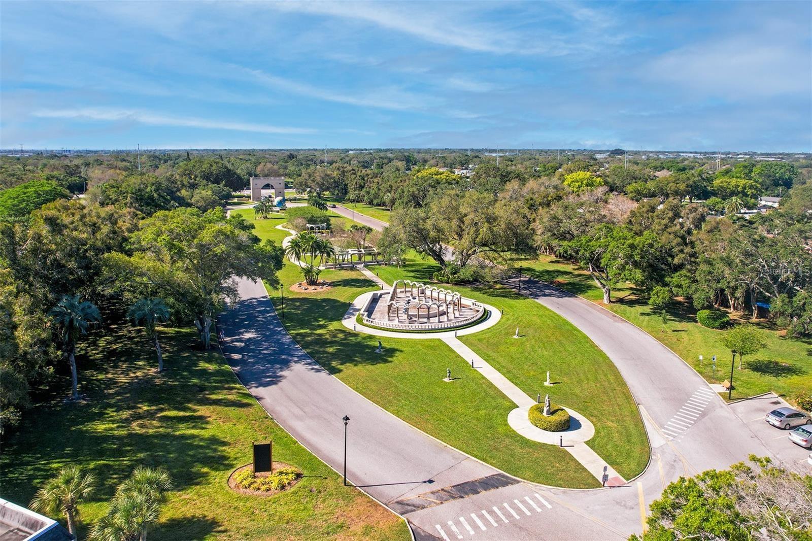 ON TOP OF THE WORLD - Residential