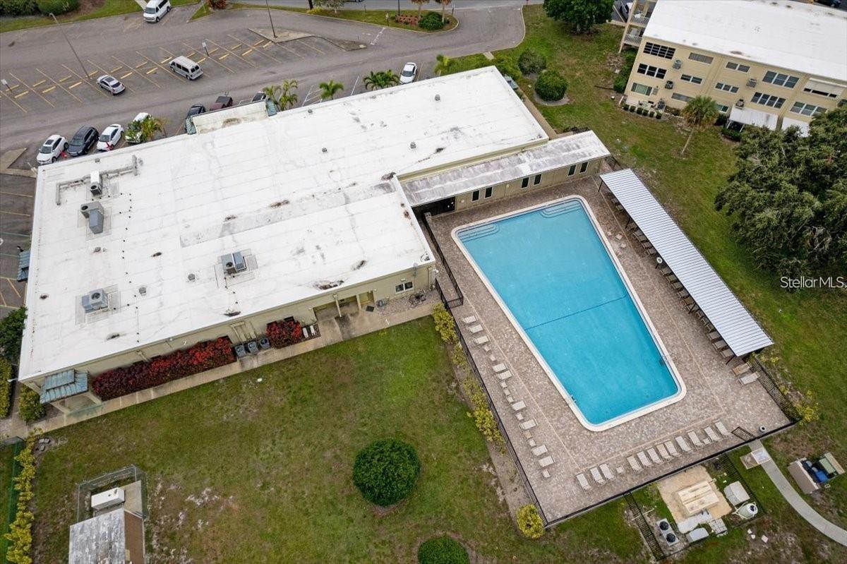 ON TOP OF THE WORLD - Residential