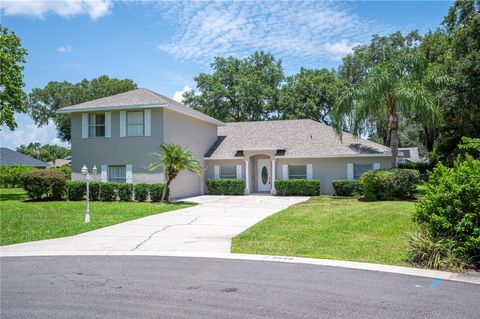 A home in LAKELAND