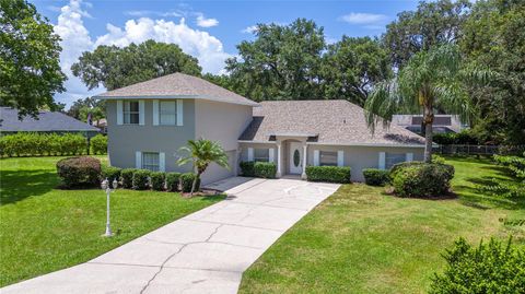 A home in LAKELAND