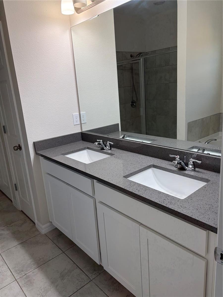 PALMS PH 4 - Residential