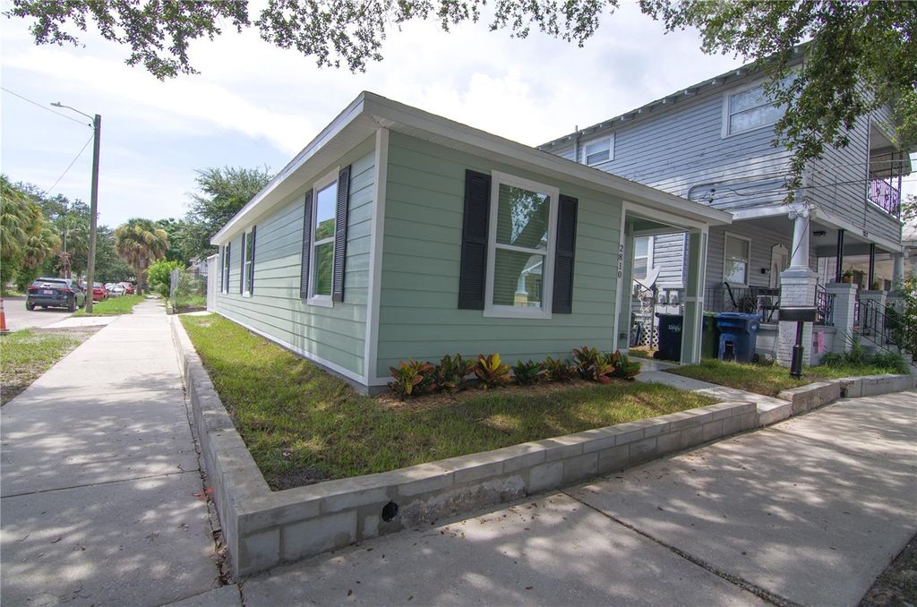 Photo of 2810 N 16th Street, Tampa, FL 33605 (MLS # TB8459155)