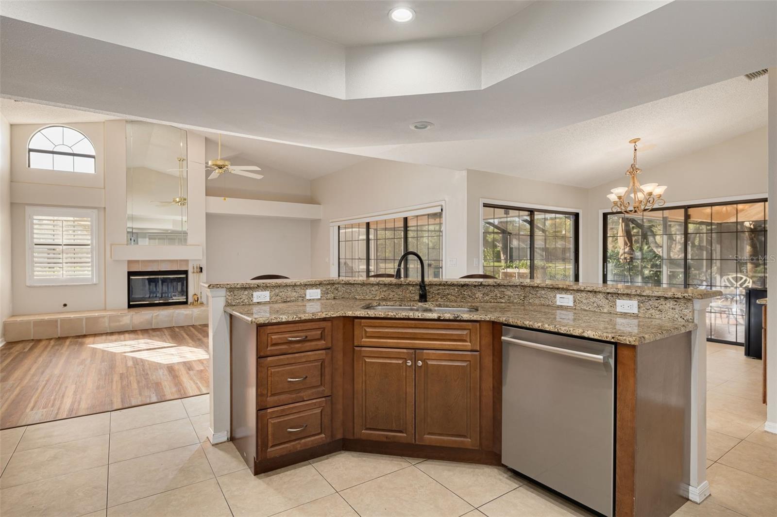 EAST LAKE WOODLANDS - Residential