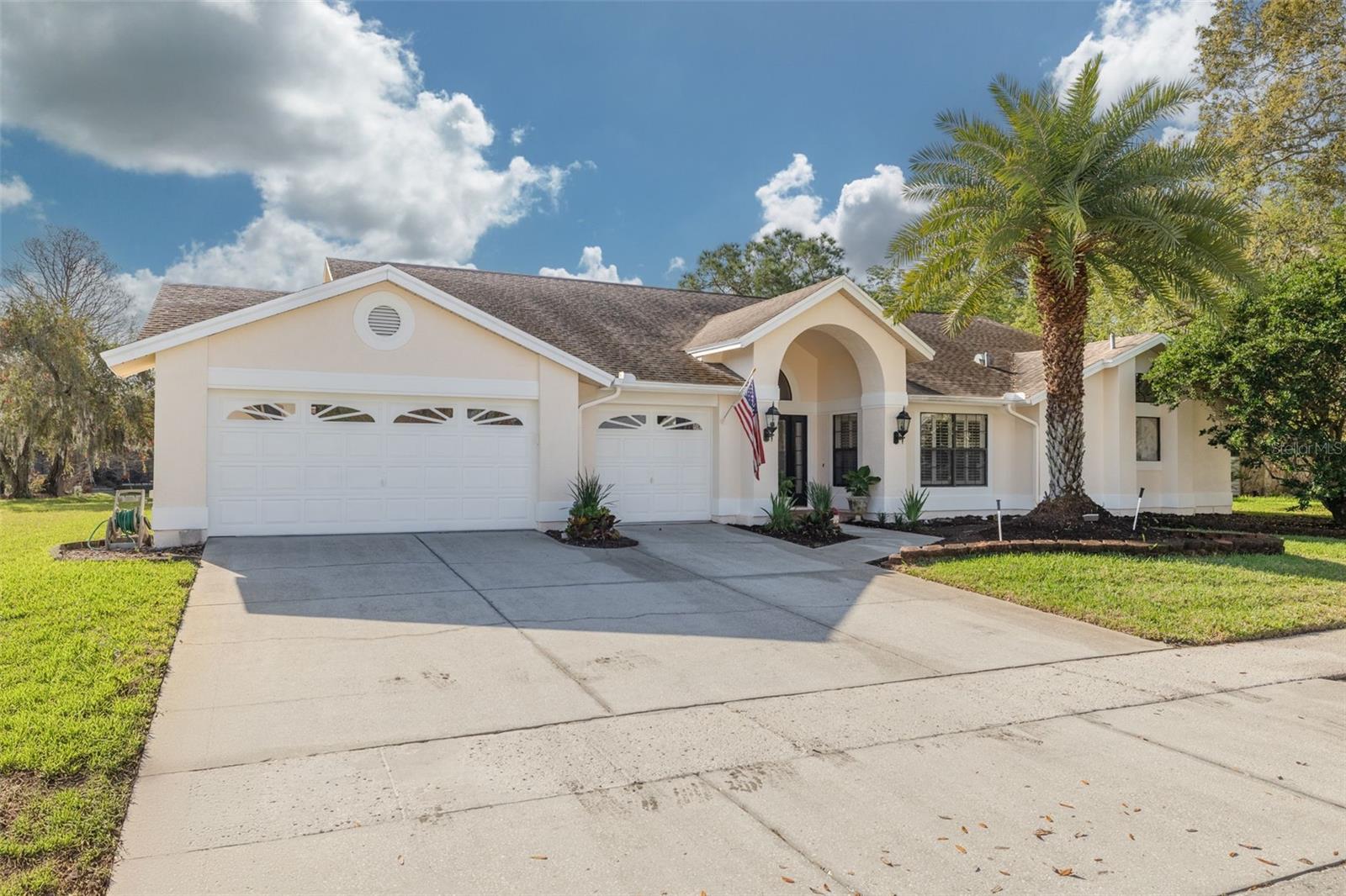 EAST LAKE WOODLANDS - Residential