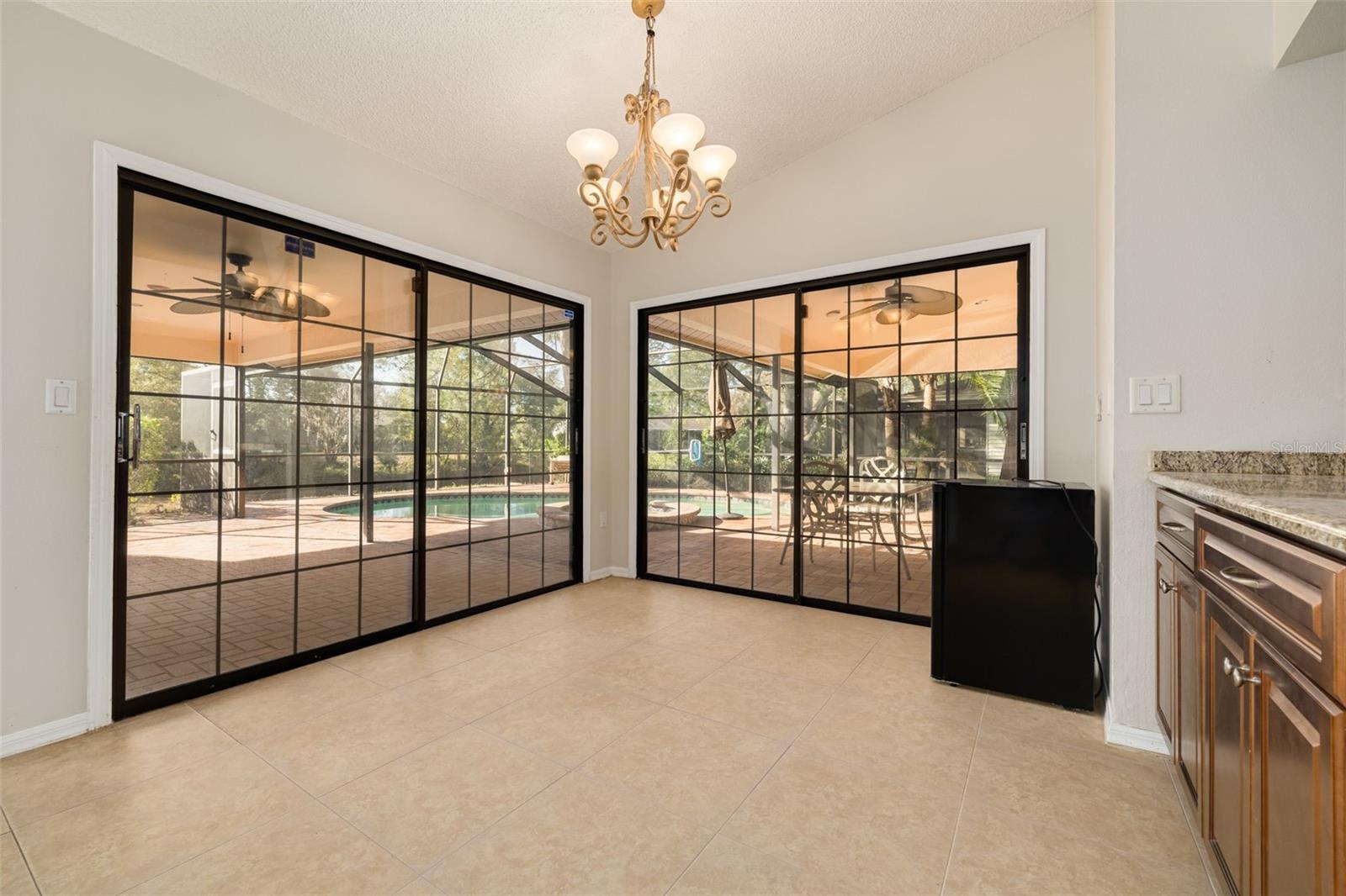 EAST LAKE WOODLANDS - Residential