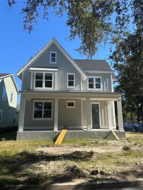 Photo of 166 Hammock Preserve Loop, Winter Garden, FL 34787 (MLS # O6283425)