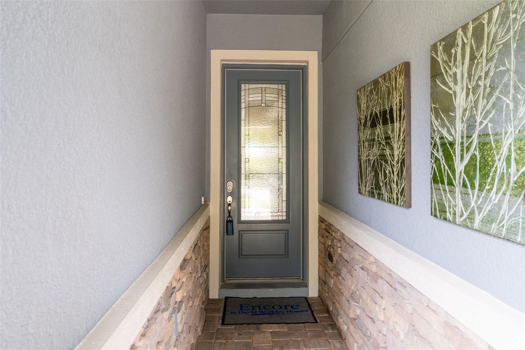Photo of 6008 Thrushwood Road, Lithia, FL 33547 (MLS # TB8418489)