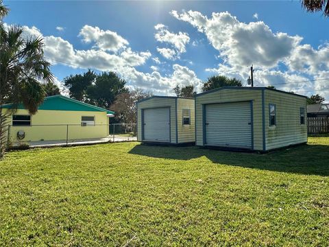 A home in PORT CHARLOTTE