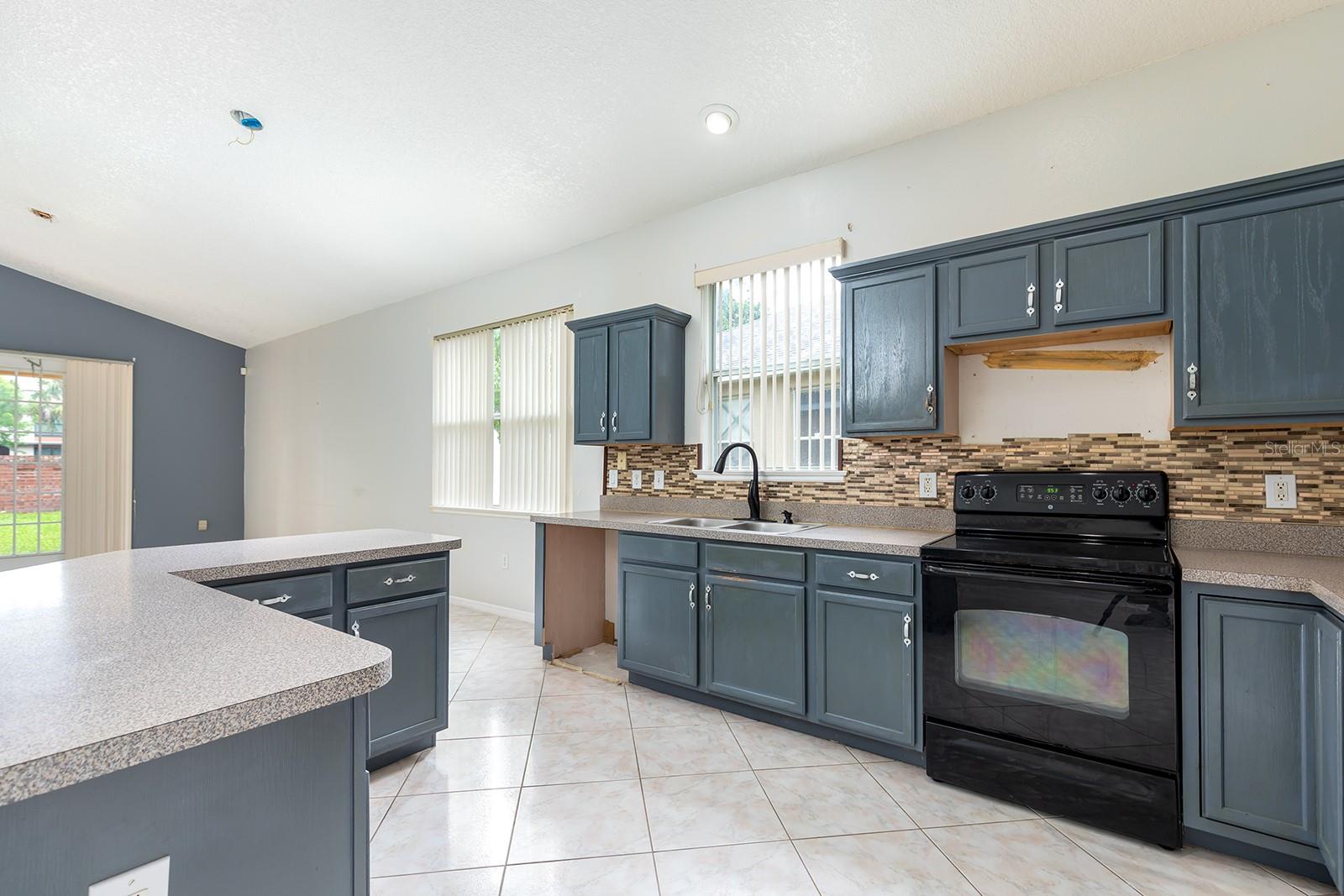 1456 SUN MEADOW DRIVE