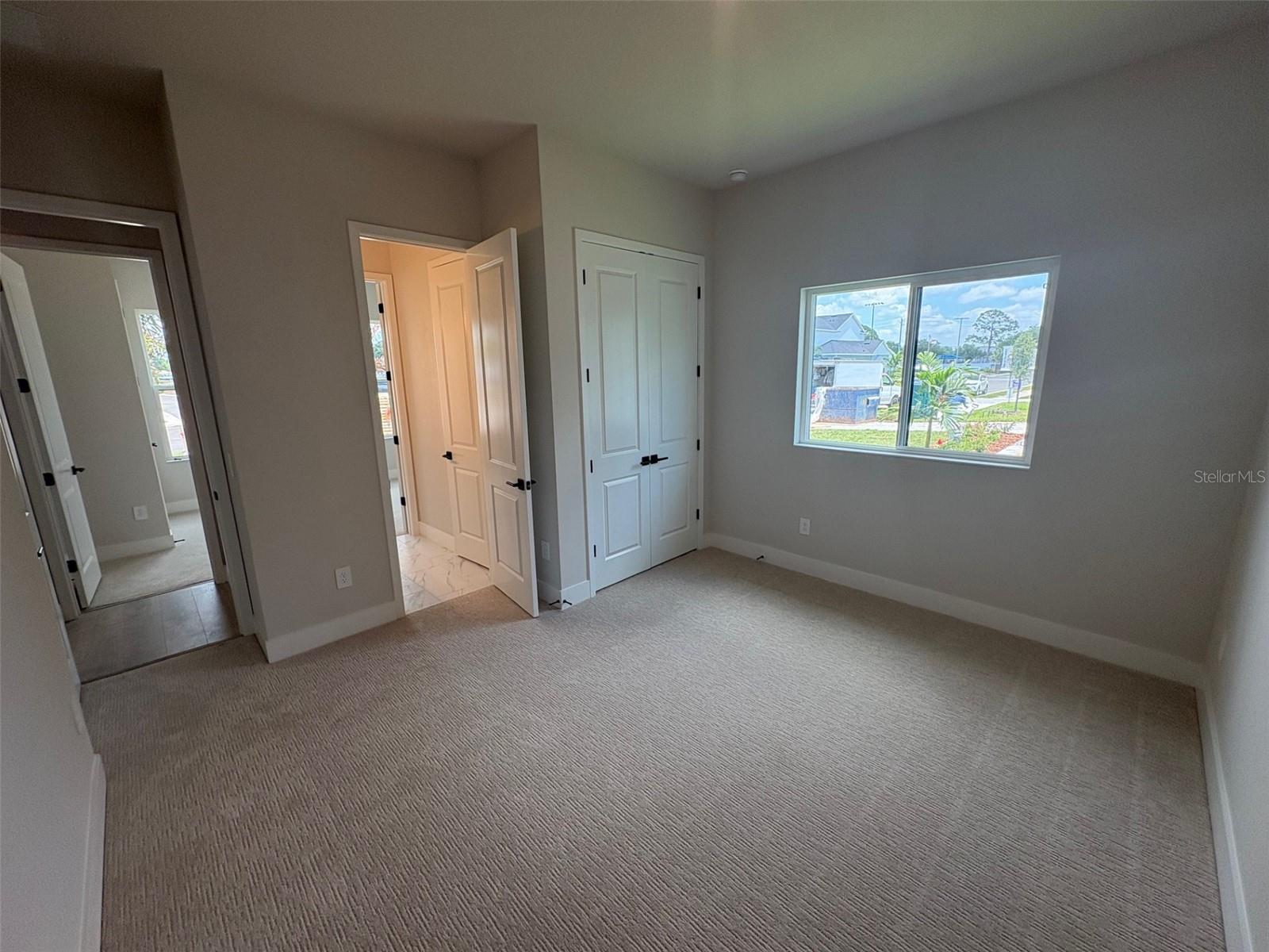 LAKEVIEW CROSSING - Residential