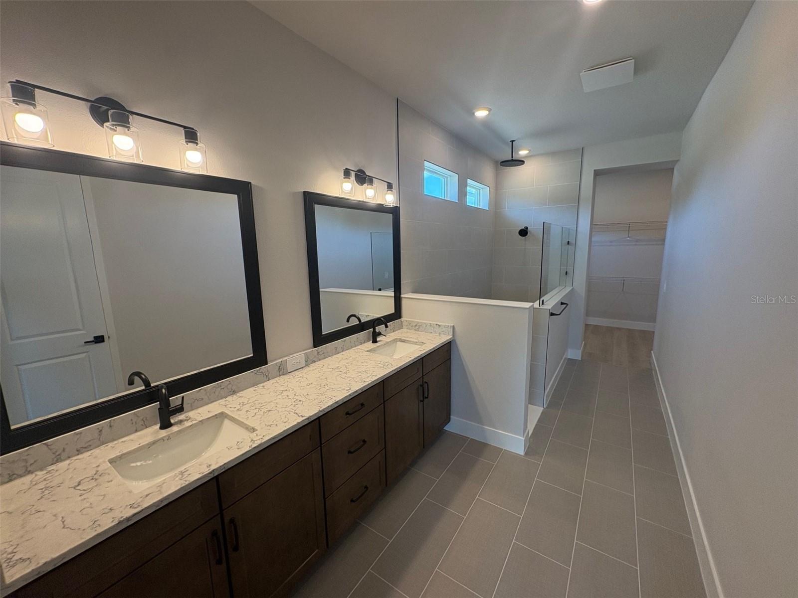 LAKEVIEW CROSSING - Residential