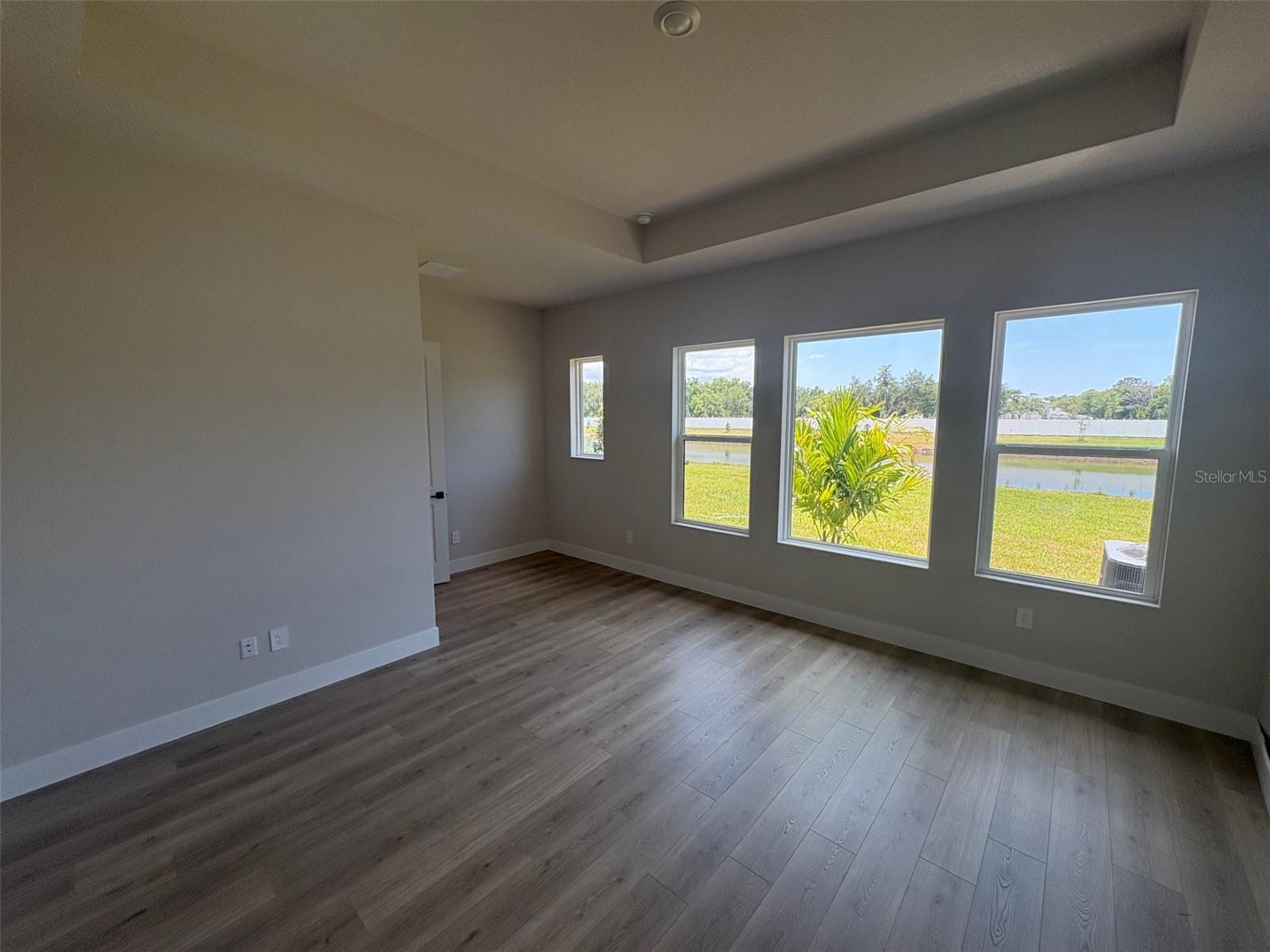 LAKEVIEW CROSSING - Residential