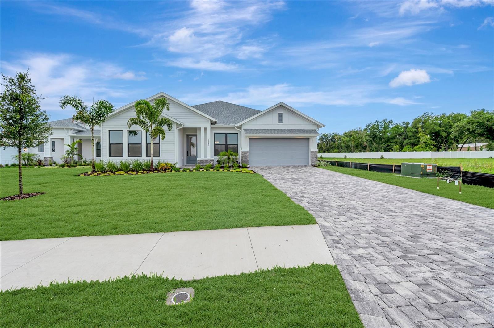 7245 MEADOWSHADE COURT