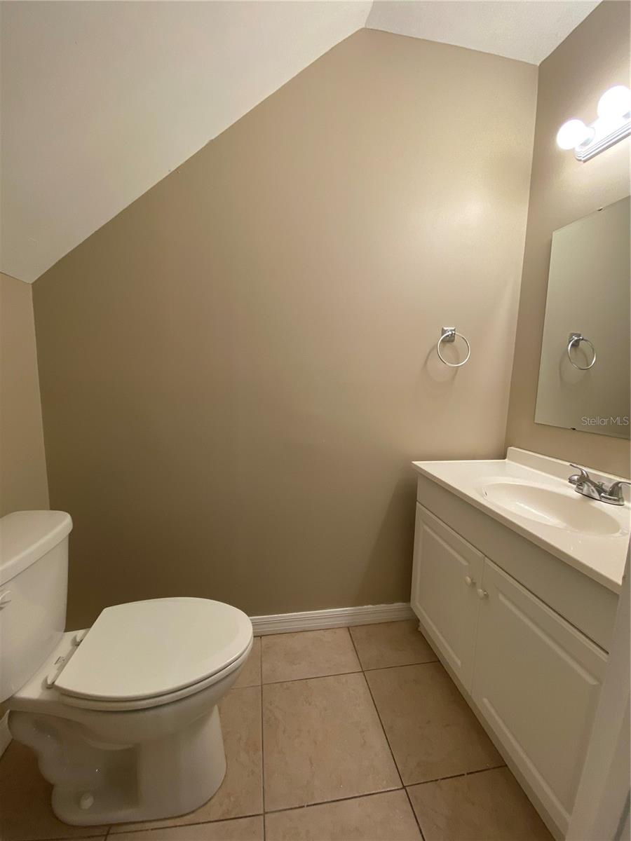 XANADU COURT - Residential Lease