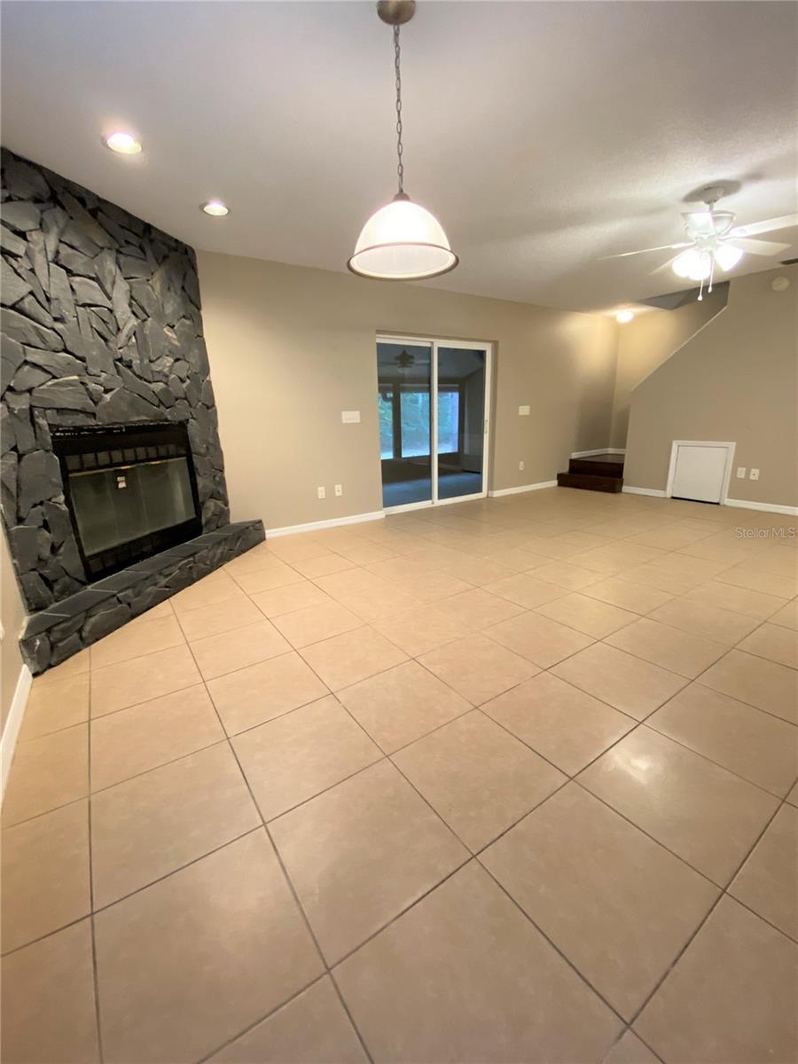 XANADU COURT - Residential Lease