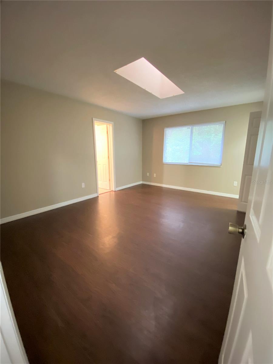 XANADU COURT - Residential Lease