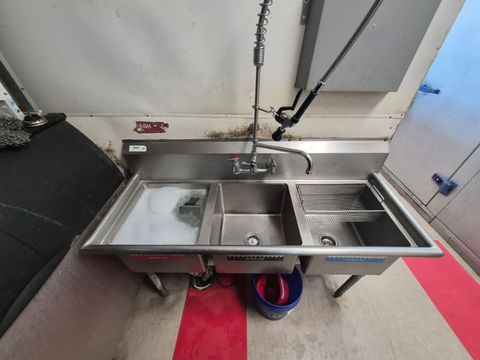 Tiny photo for 7609 Us Highway 441, Leesburg, FL 34788 (MLS # O6367735)