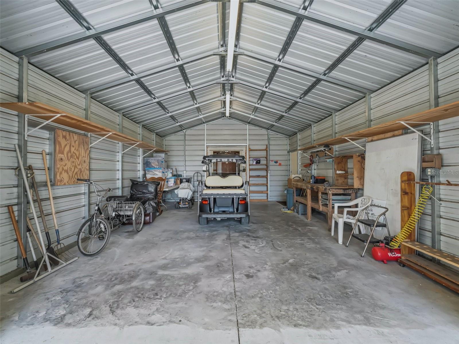 TRACYS PT DEV LAKE PANA - Residential