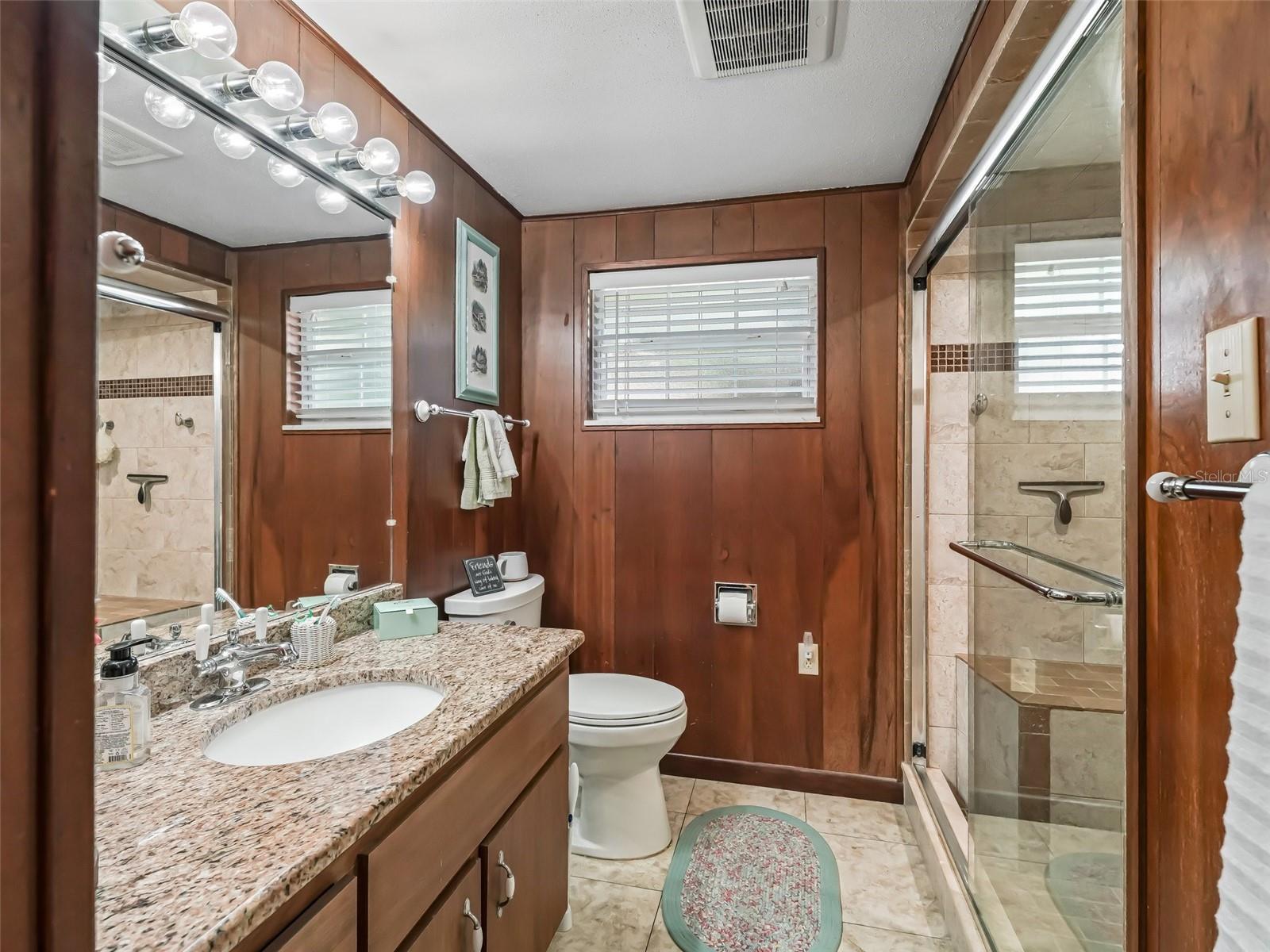 TRACYS PT DEV LAKE PANA - Residential