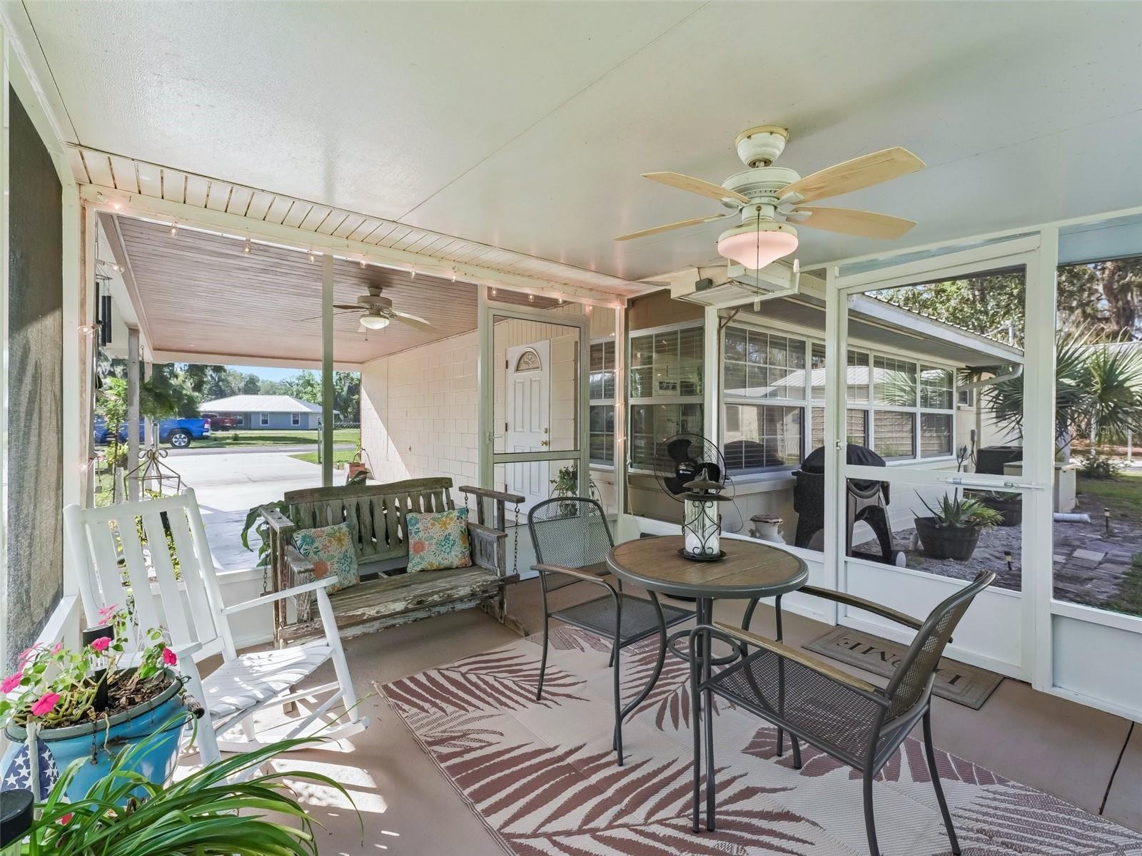 TRACYS PT DEV LAKE PANA - Residential