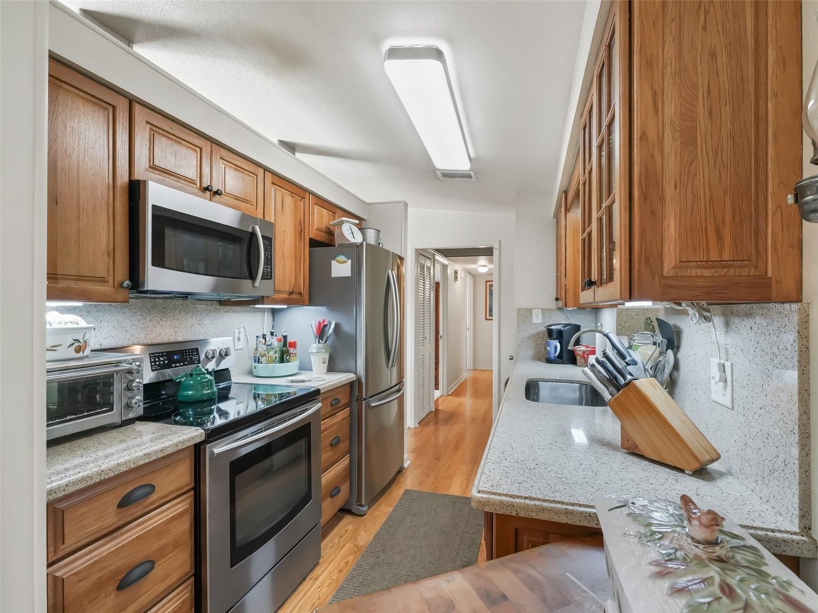 TRACYS PT DEV LAKE PANA - Residential