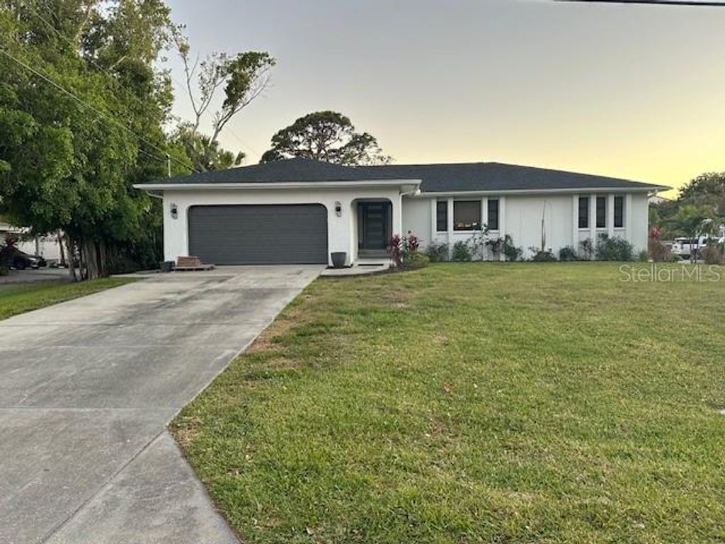 Photo of 6600 Avenue D, Sarasota, FL 34231 (MLS # N6143611)